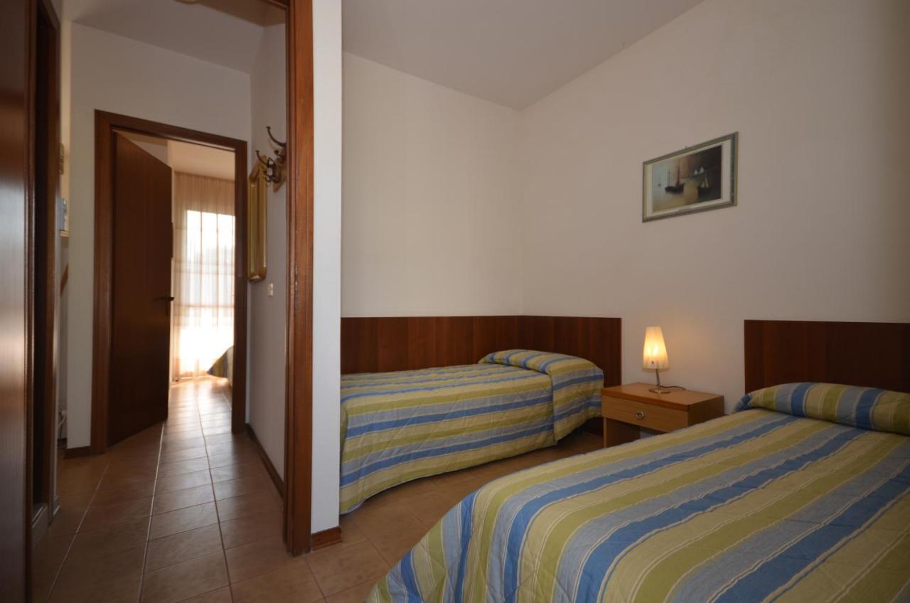 Appartamenti Sirio Via Pesci 6,8,14 Bibione Eksteriør billede