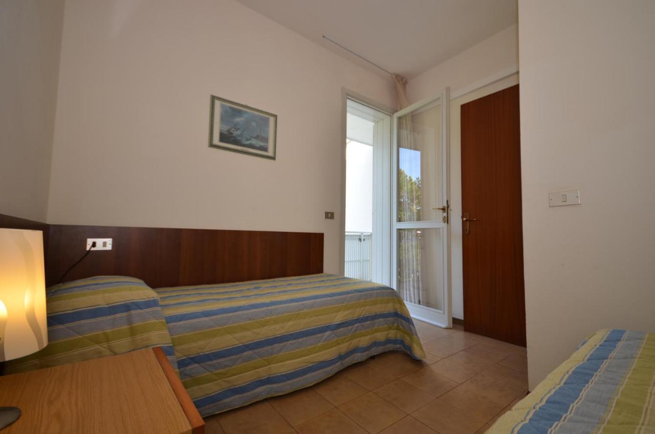 Appartamenti Sirio Via Pesci 6,8,14 Bibione Eksteriør billede